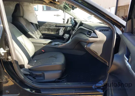 2022 Toyota Camry Se Nightshade Edition z USA, uszkodzony, nr VIN 4T1T11AK8NU008553